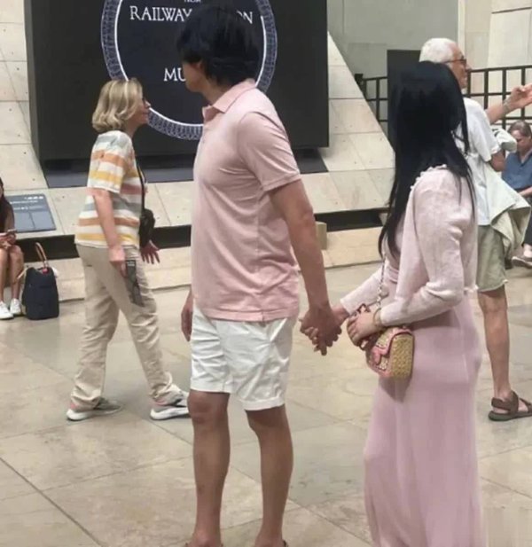 股票配资合同 伊能静回应秦昊“幸福肥”，明星体重或是场真人秀！